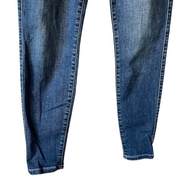 Torrid Medium Wash Jeggings 10R - Picture 3 of 7